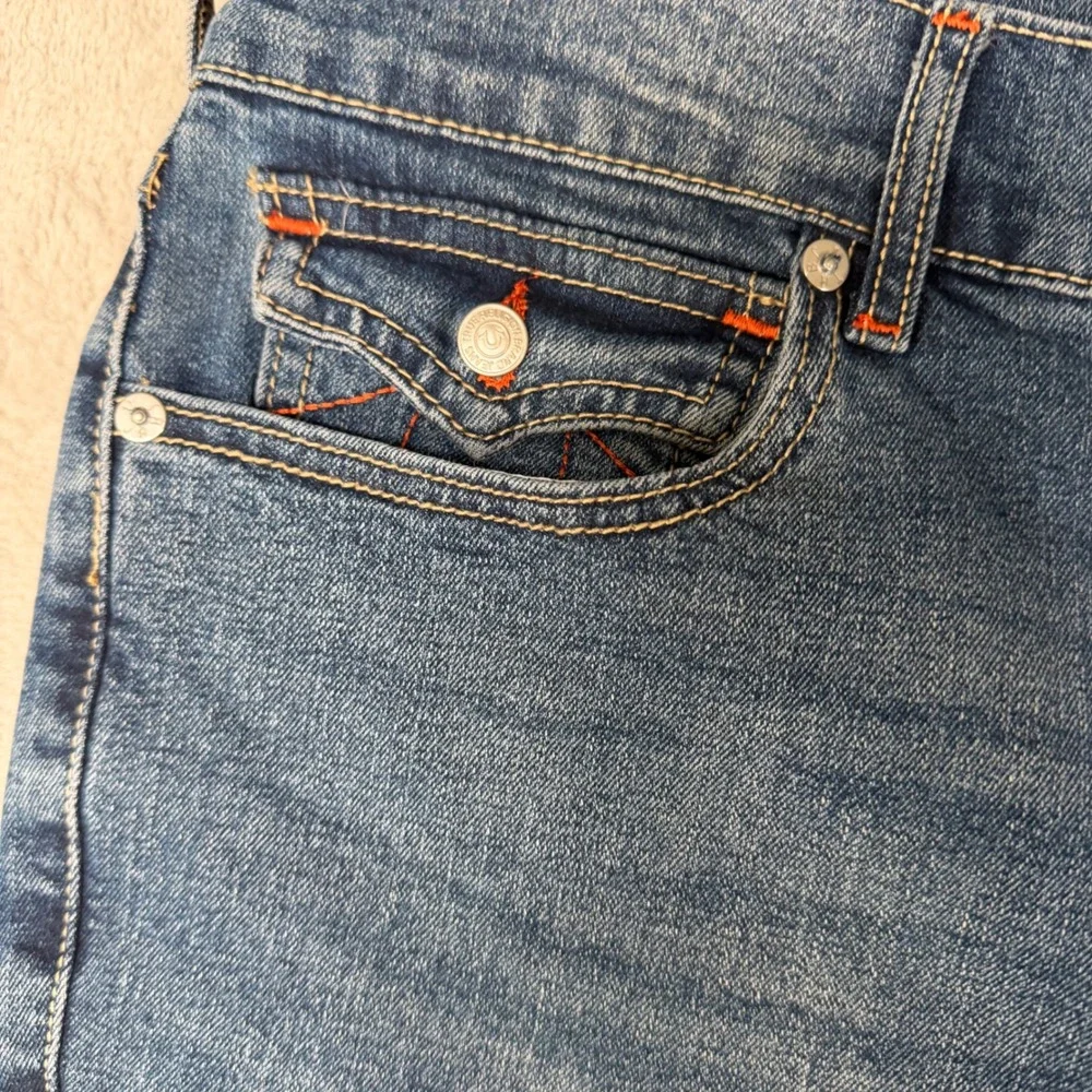 True Religion Geno SN Flap‎ Slim Mens Jeans Medium Spiced Orchard Wash 32 700596